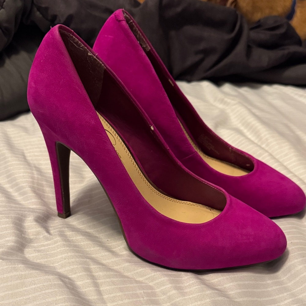 Jessica Simpson Fuchsia Heels